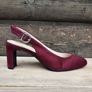 Life Stride NEW!! Gigi Pinot Noir, Retro Soft Glam, Holiday Dress Pumps 7.5M